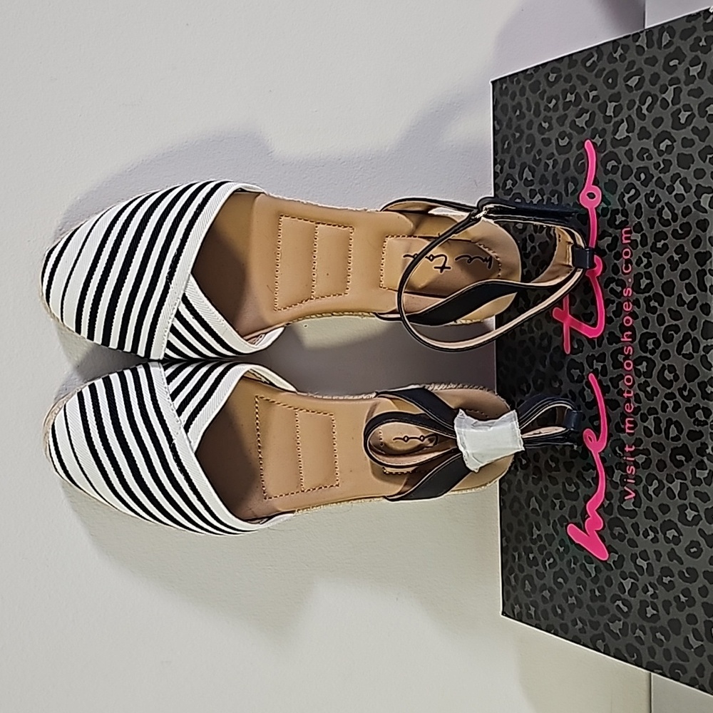 NEW Me Too NIKKIE15 Espadrille 8M Blue/White Stripe Sandal